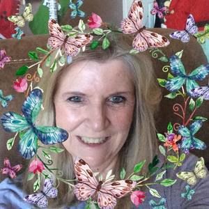 Meet your Posher, Nita